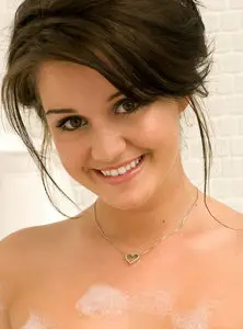 Samantha Pirie - Cyber Girl of the Week for January 24, 2011