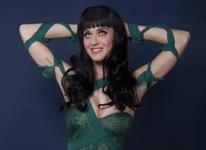 Katy Perry - Victoria Will Photoshoot 2010 (part 2)