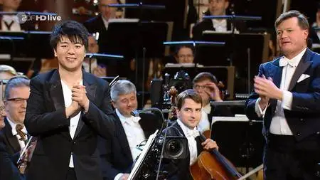 Staatskapelle Dresden - Semperoper New Year's Eve Concert 2015 [HDTV 720p]