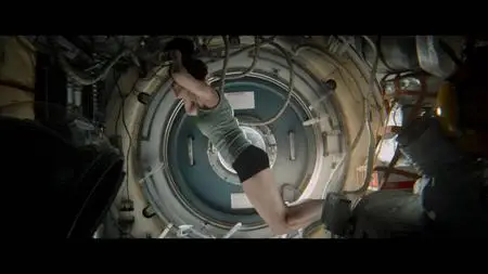 Gravity (2013) [Silent Space Version] + [Extras]