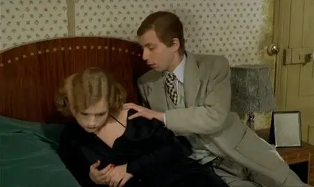 Violette Nozière / Violette (1978)