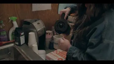 Shrill S02E04
