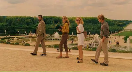 Midnight in Paris (2011)