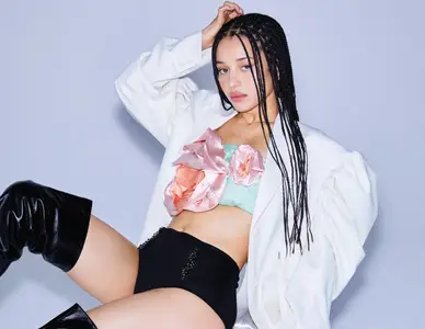 Chase Infiniti by Carin Backoff for ELLE US December 202 / January 2026