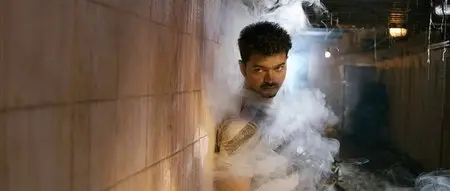 Thuppakki (2012)