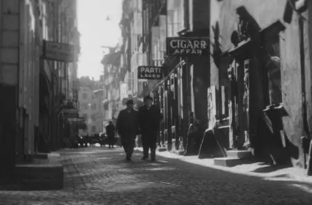 The Count of the Old Town / Munkbrogreven (1935) [Criterion Collection]