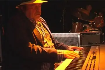 Snowy White And Friends - After Paradise 2011 DVD (2012)