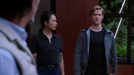 MacGyver S04E12