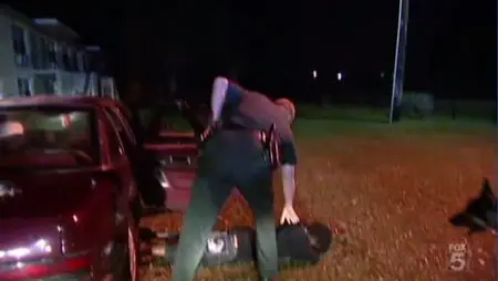 Cops S01E06