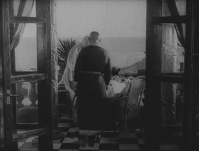 Foolish Wives (1922)