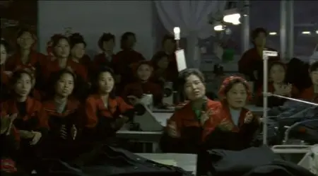 North Korea: A Day in the Life / Noord-Korea: Een dag uit het leven / Северная Корея: День из жизни (2004)