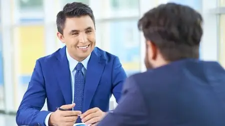 Assertiveness : Master Assertive Communication