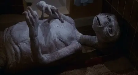 E.T.: The Extra-Terrestrial (1982) 