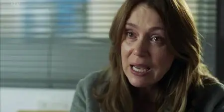 Finding Alice S01E03