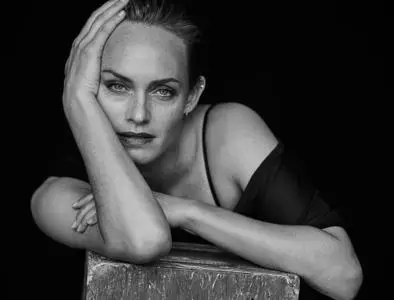 Amber Valletta by Peter Lindbergh for Zeit Magazine #7 February 2015