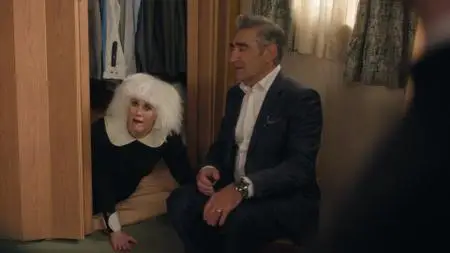 Schitt's Creek S06E01