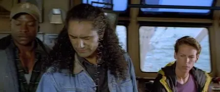 (Fantastique) VIRUS [DVDrip] 1999