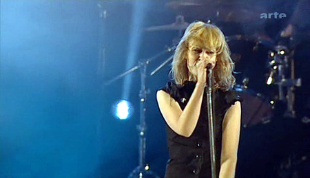 Metric - live at Route Du Rock