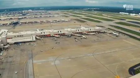 The Secret Life Of The World's Busiest Airport (2018)