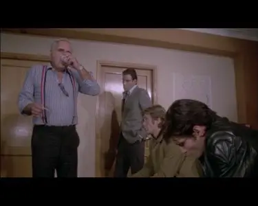 Uomini si nasce poliziotti si muore / Live like a cop die like a man / Живи как полицейский, умри как мужчина (1976)
