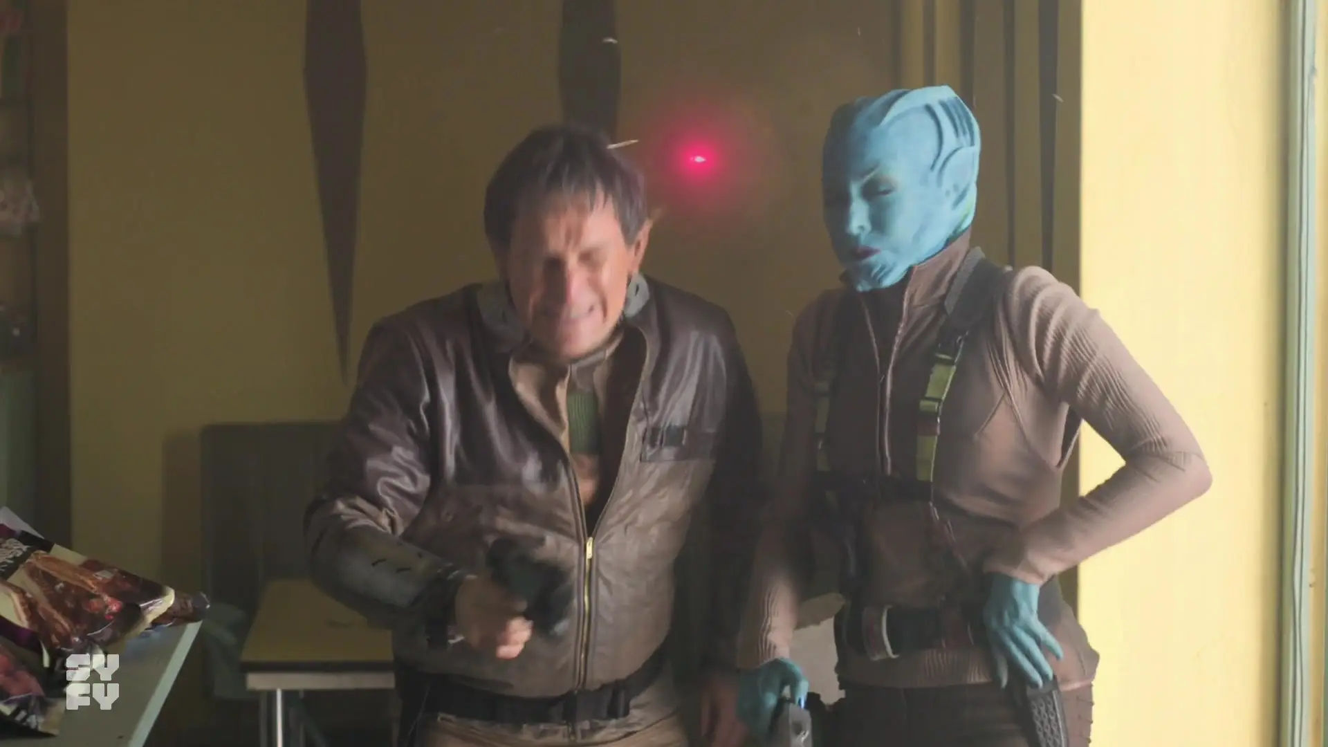 Vagrant Queen S01E03