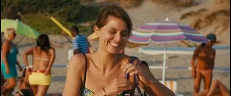 Nessuno Mi Può Giudicare (2011) 