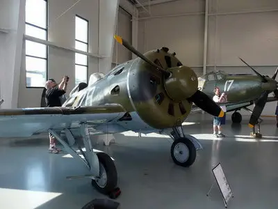 Polikarpov I-16 Type 24 Ishak Walk Around