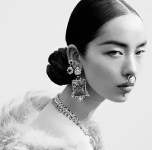 Fei Fei Sun by Mert Alas & Marcus Piggott for Vogue Italia June 2015