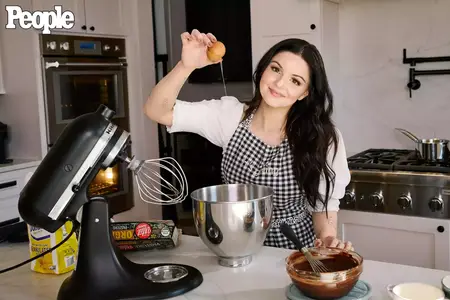 Ariel Winter by Diana King for People Magazine May 2025