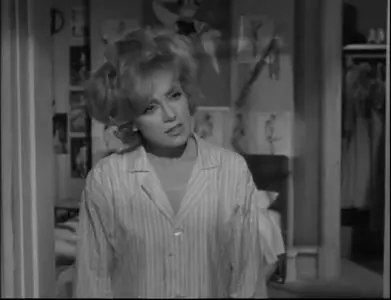 Love with the proper stranger (1963)