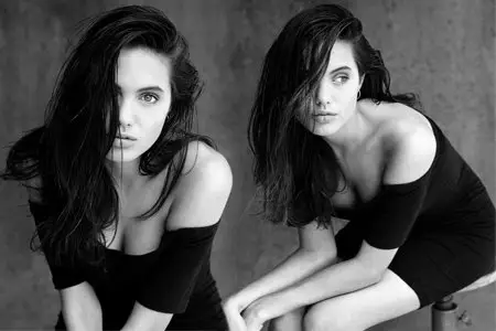 Angelina Jolie - Michael Clement Photoshoot 1991