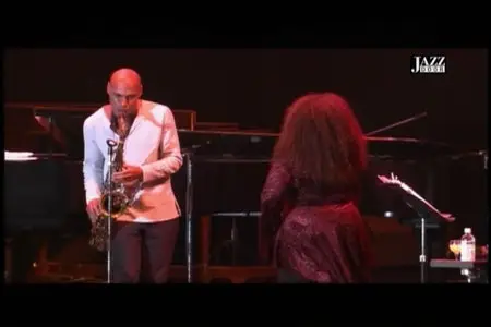 Chaka Khan - Live with Friends in Japan (2011)