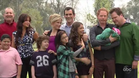 Modern Family S11E00