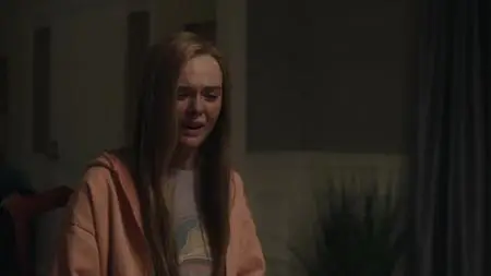 The Girl From Plainville S01E01