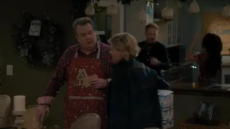 Modern Family S11E09