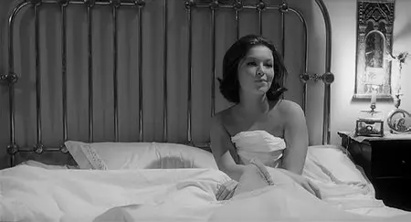 L'Ape regina / The Queen Bee / The Conjugal Bed (1963)