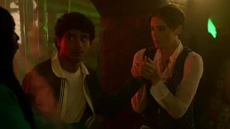 Dead Hot S01E02