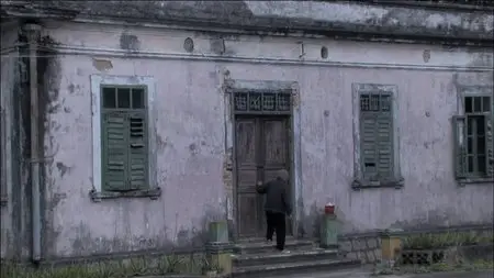 The Last Time I Saw Macao - by Joao Pedro Rodrigues & Joao Rui Guerra da Mata (2012)