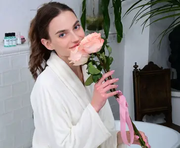 Imogen - Rosy Indulgence