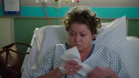 Holby City S20E44