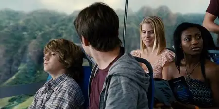 Jurassic World (2015)