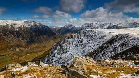 BBC - Wales: Land of the Wild (2019)