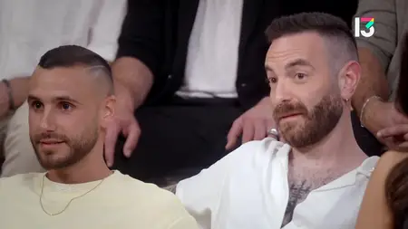 Love S04E23