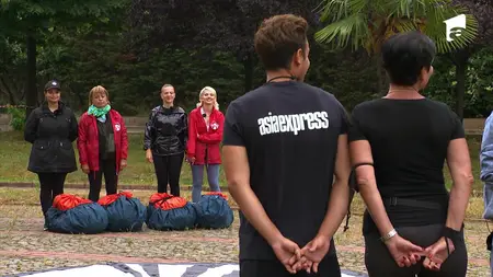 Press S04E21