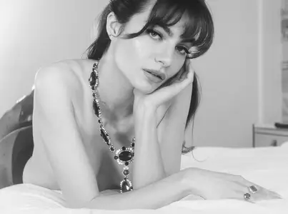 Mara Lafontan by Anael Boulay