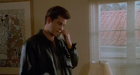Unlawful Entry (1992)