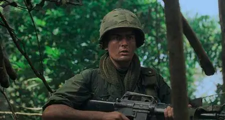 Platoon (1986) [Remastered]