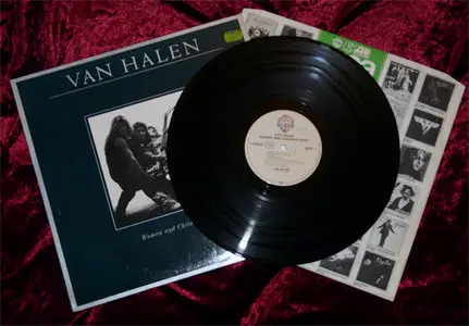 Van Halen - Women And Children First (Warner WB 56 793) (GER 1980) (Vinyl 24-96 & 16-44.1)