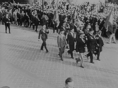 La vie est à nous (1936)
