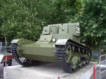 T-26 Model 1931 Walk Around